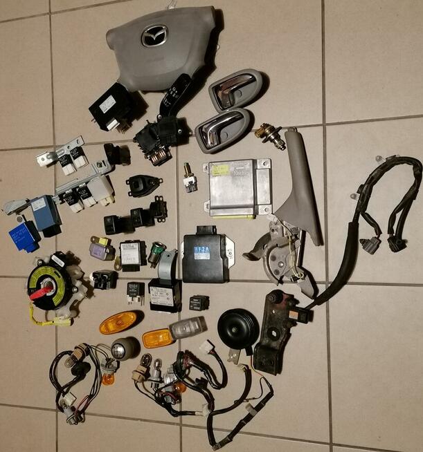 MAZDA PREMACY, 323, 626 2.0 DITD 2003 - części