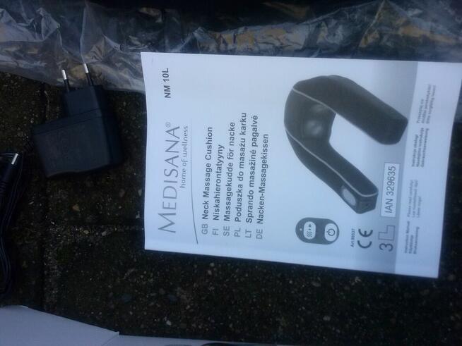 Poduszka do masażu karku, 50 zł.