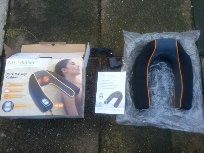 Poduszka do masażu karku, 50 zł.