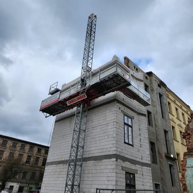 Podest Ruchomy Masztowy Podnośnik Platforma Scanclimber