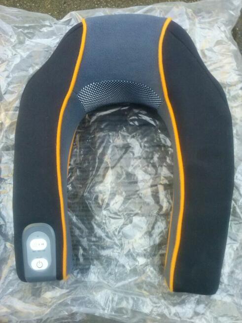 Poduszka do masażu karku, 50 zł.