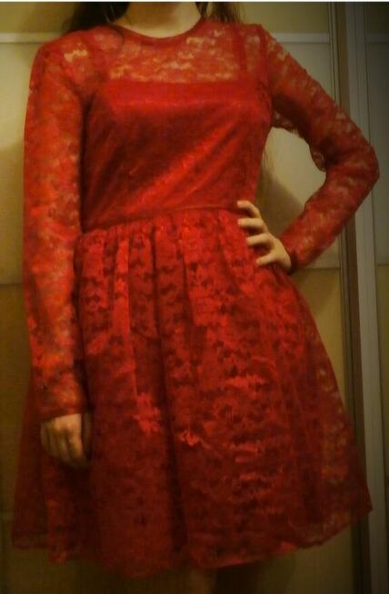 Sukienka Czerwona (Koronkowa)