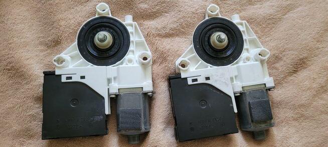 Moduły drzwi przód Audi A3 S3 RS3 8P 8P0959801J 802J