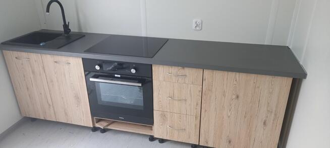 Kontenery budowlane, biurowe, socjalne, sanitarne