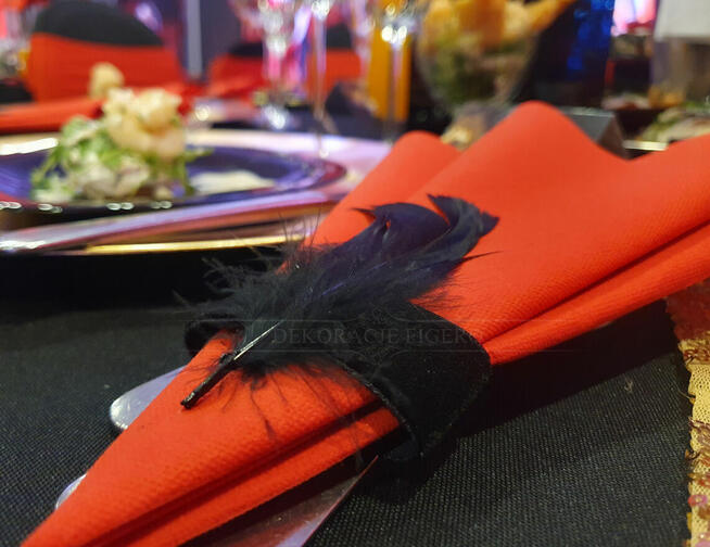 DEKORACJA TEMATYCZNA maski weneckie, pióra, venice party