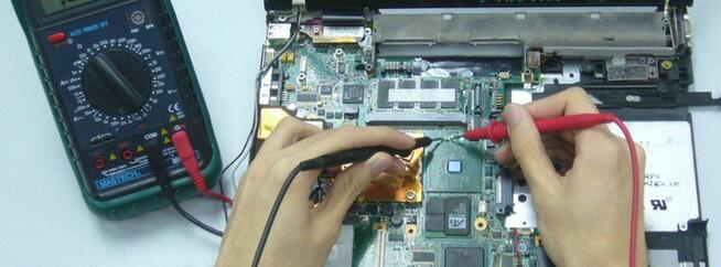 Naprawa komputerów, laptopów, drukarek, monitorów...