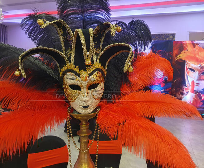 DEKORACJA TEMATYCZNA maski weneckie, pióra, venice party