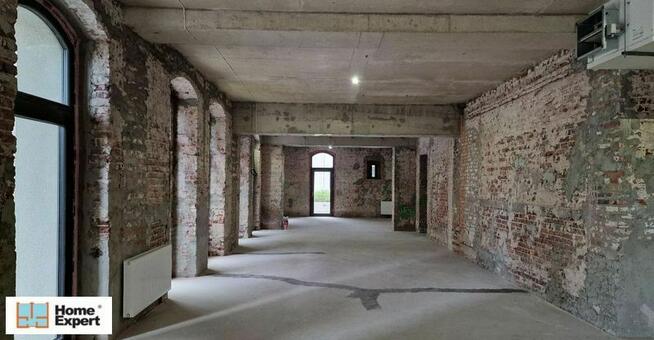 Lokal (248 m2) okolice Zyndrama z Maszkowic (Wrocław)