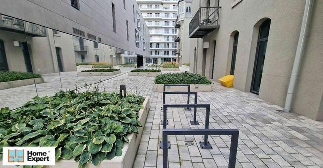 Lokal (248 m2) okolice Zyndrama z Maszkowic (Wrocław)