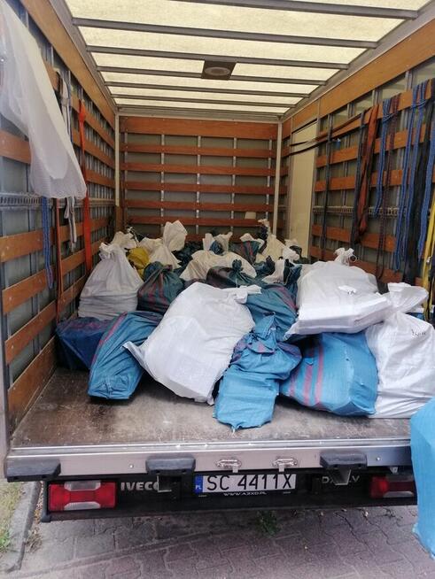 Przeprowadzki Transport Odbiór starych mebli
