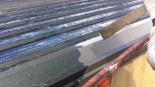 Oczyszczanie budynków / pomieszczeń po pożarze i z innych