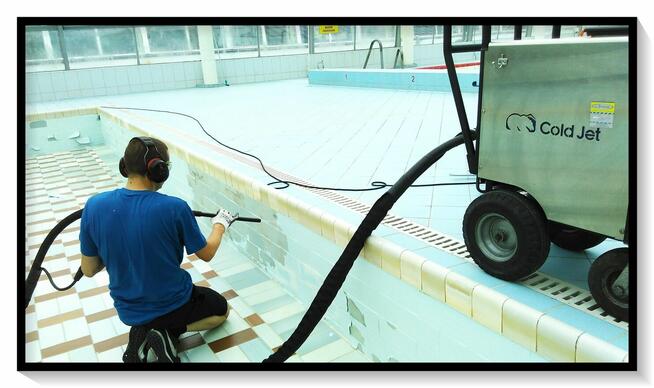 Oczyszczanie budynków / pomieszczeń po pożarze i z innych