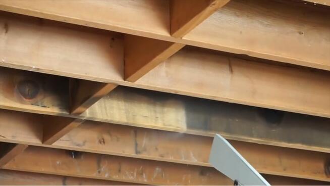 Oczyszczanie budynków / pomieszczeń po pożarze i z innych