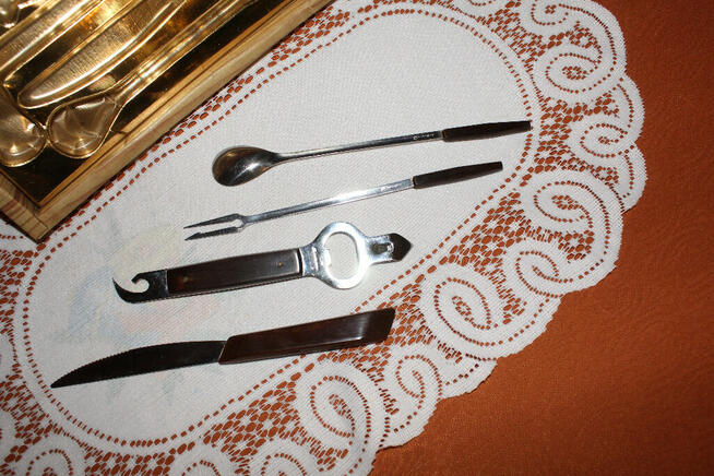 Komplet barowy w pudełku Cieszyn 1982 rok PRL