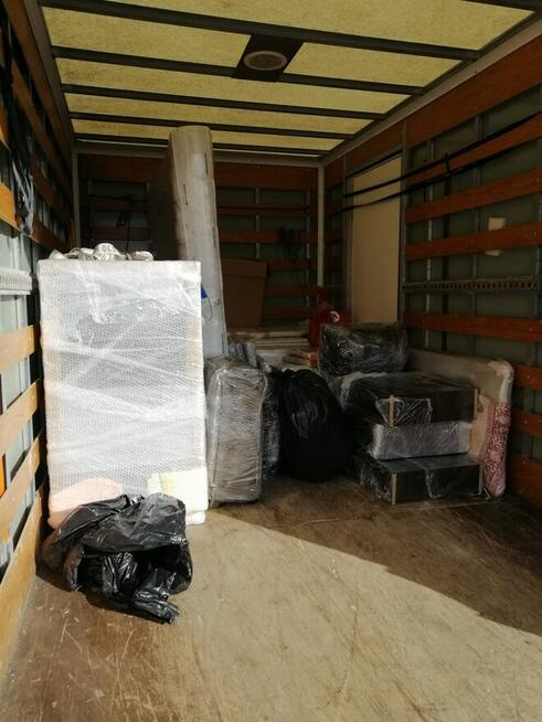 Przeprowadzki Transport Odbiór starych mebli