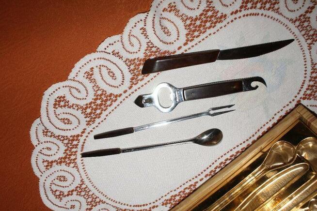 Komplet barowy w pudełku Cieszyn 1982 rok PRL