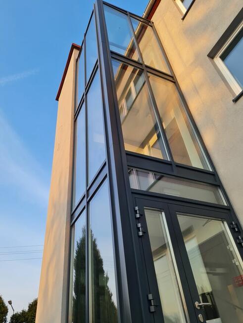 Zatrudnię pracowników do produkcji i montażu konstrukcji alu