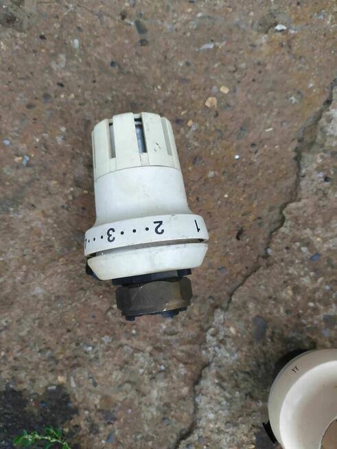 Głowica termostatyczna DANFOS nakrętka M30x1,5