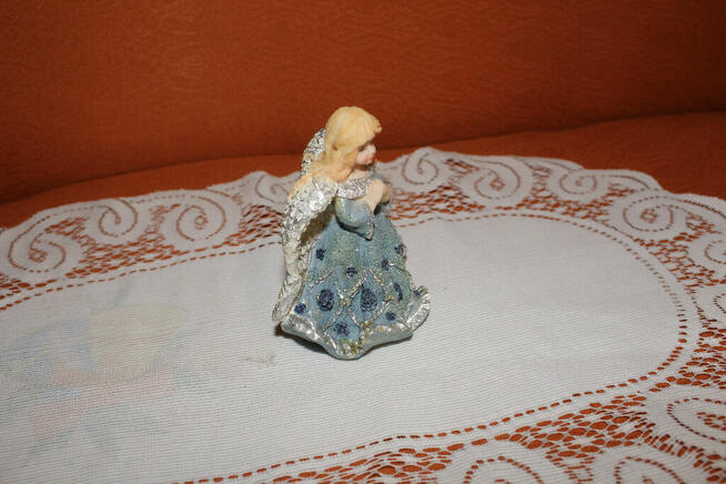 Figurka aniołek PRL