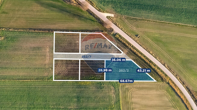 Działka z mediami, blisko morza!