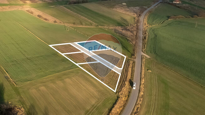 Działki pod zabudowę jednorodzinną w Dobrzycy!