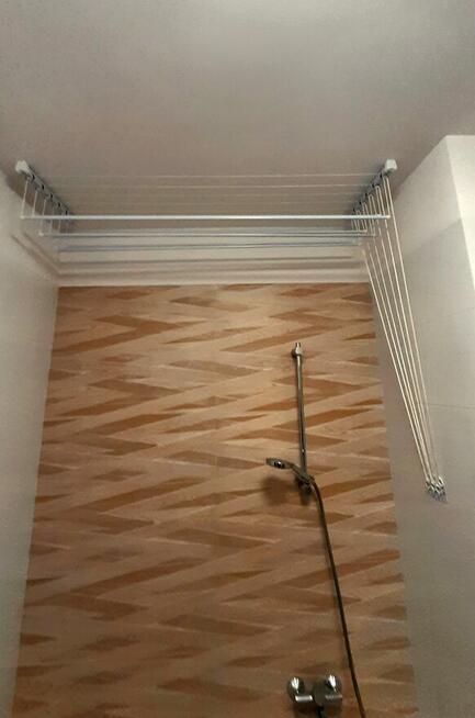 Suszarka sufitowa do ubrań- różne rodzaje-montaż suszarek.