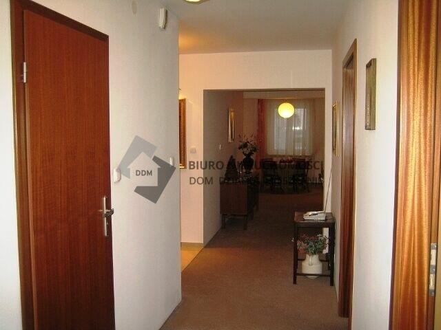 MIESZKANIE z DUŻYM GARAŻEM