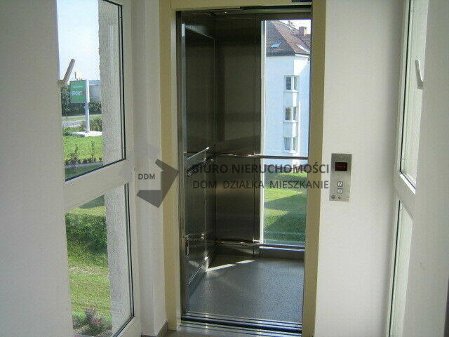 MIESZKANIE z DUŻYM GARAŻEM