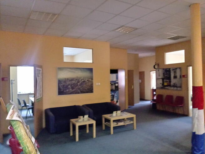 Biuro przy Centralu i trasie WZ