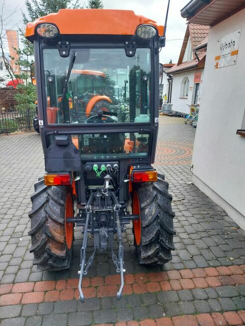 Ciągnik Kubota B1-241