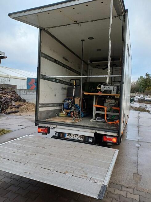 Bus z windą Swarzędz – transport palet, maszyn, towarów