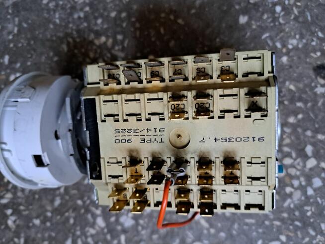 CZĘŚCI DO PRALKI HOLIDAY 80