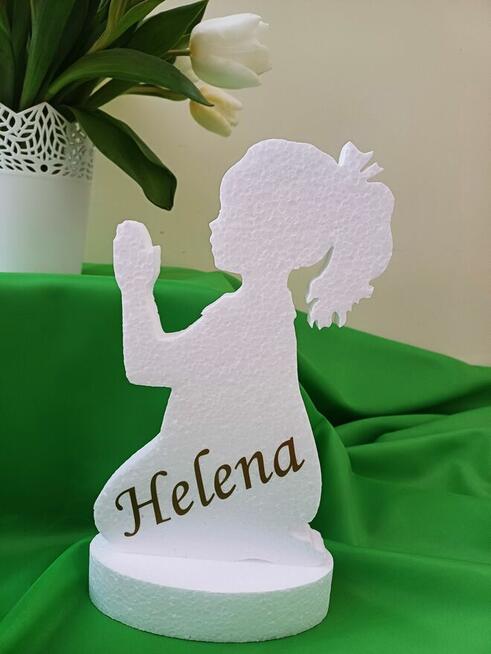 Sylwetka z imieniem dziecka dekoracja Pierwsza Komunia