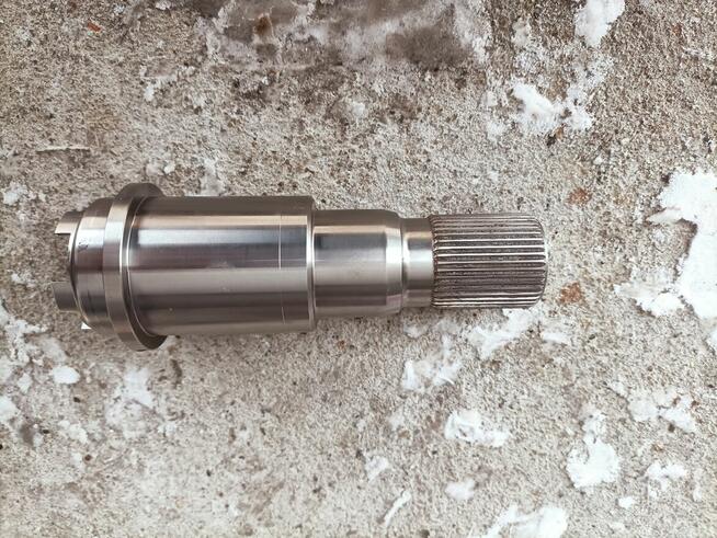 Wałek skrzyni biegów łącznik reduktora BMW GS6X45DZ GS6X45BZ