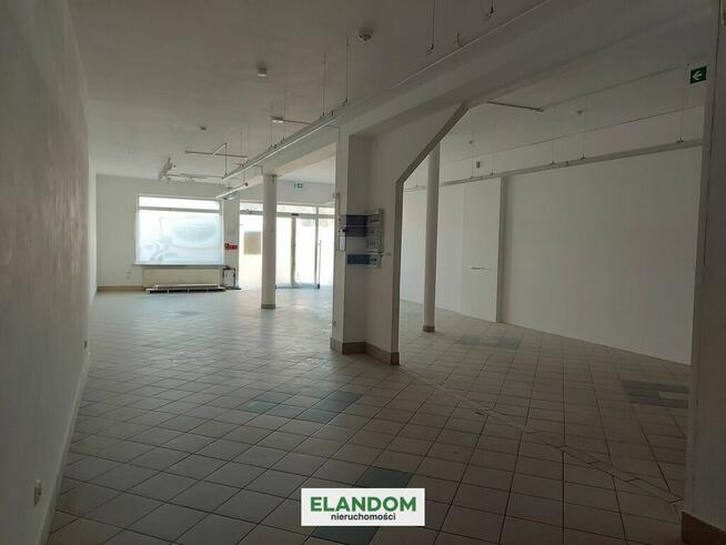 Lokal parterowy z magazynem, duży parking