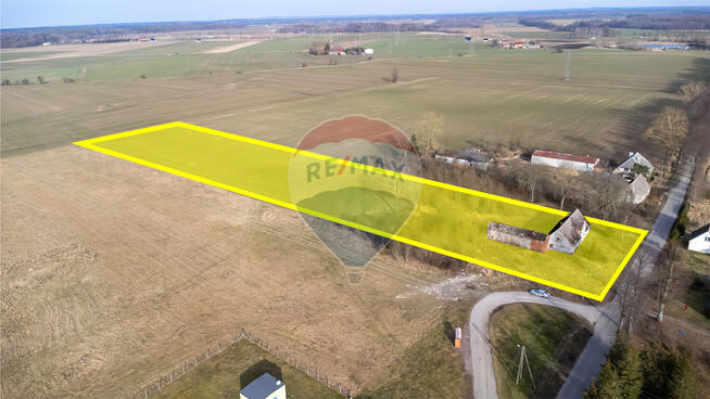 Duża działka z potencjałem inwestycyjnym!