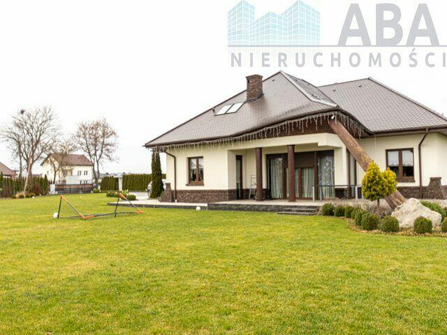 Dom z pełnym wyposażeniem - Rychwał