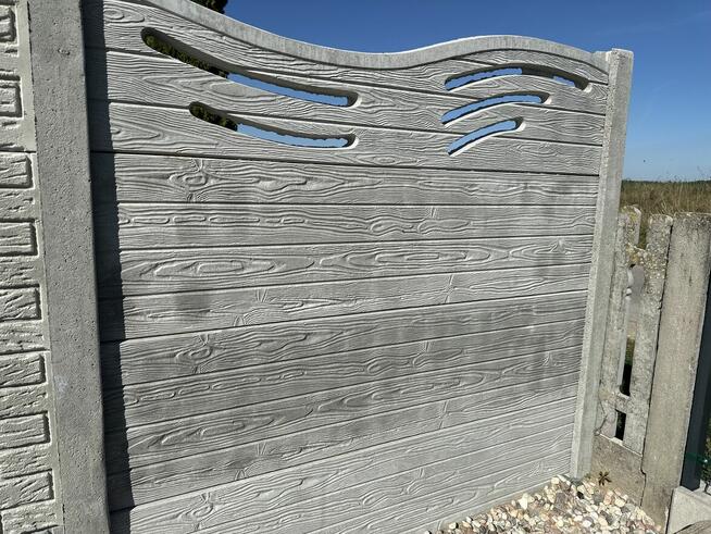 Ogrodzenia betonowe, podmurówki, słupki betonowe