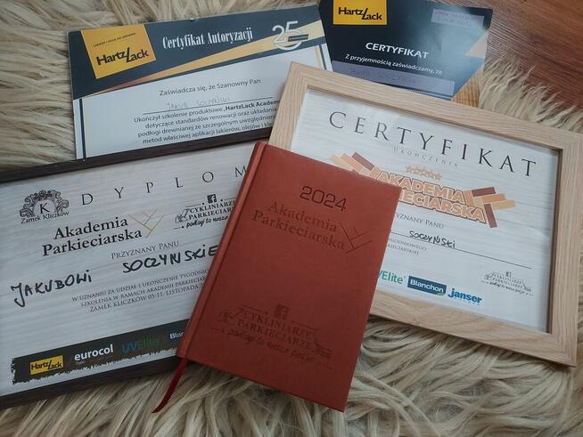 Cyklinowanie renowacja olejowanie podłogi parkietu schodów