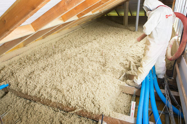 Wdmuchiwanie Izolacji wełną skalną