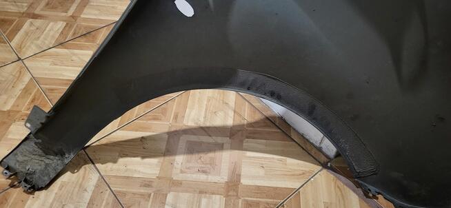 Sprzedam Błotnik lewy mercedes vito przód szary metalik