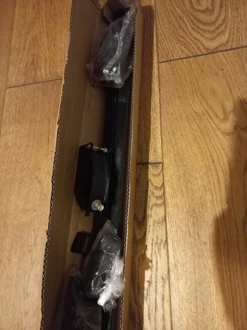 Bagażnik dachowy relingi do Jeepa Cherokee