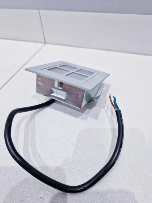 Oprawy oświetleniowe schodów Lena Lighting