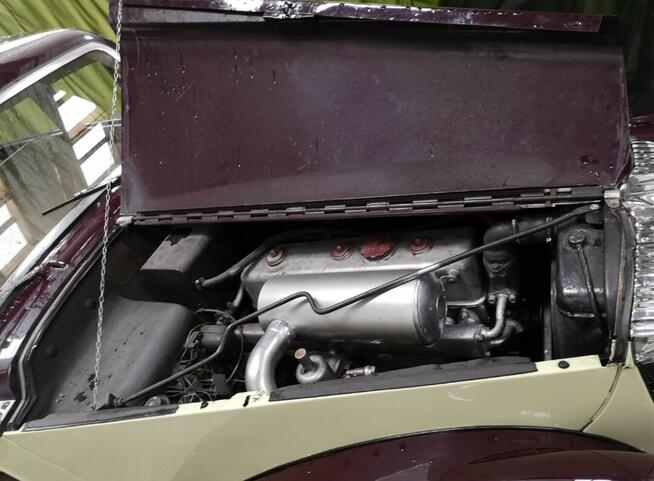 Jaguar Daimler DB18 Consort