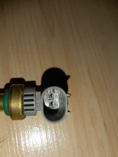 CZUJNIKI TEMPERATURY WODY A0009056102 MERCEDES-BENZ