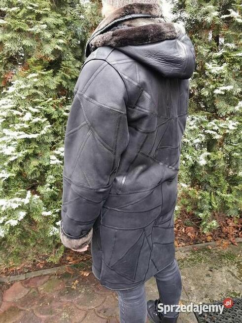 Piękny długi kożuch kurtka skórzana Parka z kapturem Rozm.L
