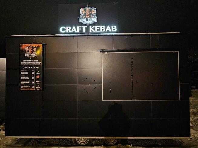 Pomysł na biznes – przyczepa kebab frytki