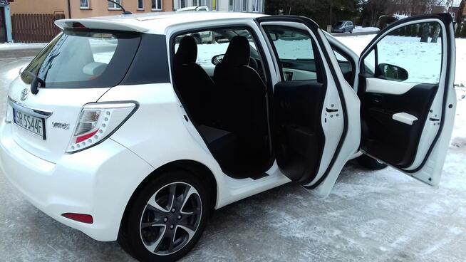 TOYO YARIS 1.33 Trendy by Simple