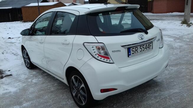 TOYO YARIS 1.33 Trendy by Simple