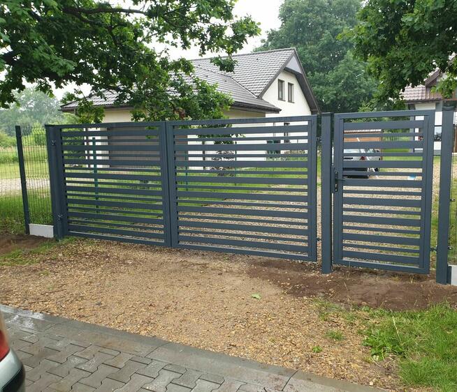 Ogrodzenie ogrodzenia panelowe z montażem. Bramy Furtki